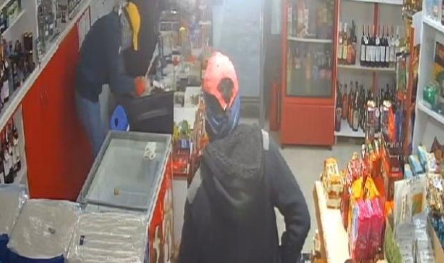Mersin'de girdikleri markette bıçakla soygun yaptılar: Kısa sürede yakalandılar