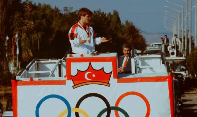 Naim Süleymanoğlu vefatının 7'nci yılında anılıyor