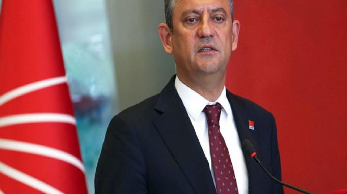 Özgür Özel'den "camiler ahıra çevrildi" iddialarına tepki