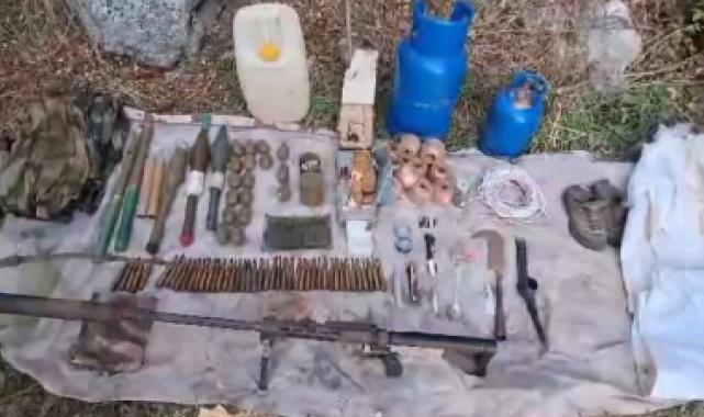 Pençe Kilit'te teröristlere ait silah ve malzemeler ele geçirildi