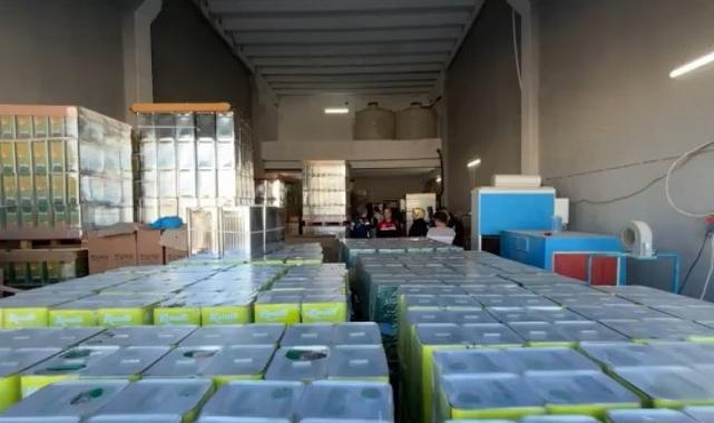 Şanlıurfa’da tonlarca sahte zeytinyağı, zirai ilaç ve kozmetik ürün ele geçirildi