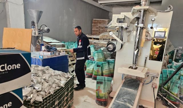 Şanlıurfa’da tonlarca sahte zeytinyağı, zirai ilaç ve kozmetik ürün ele geçirildi