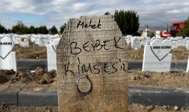 Sivas'ta parçalanmış halde bulunan bebek defnedildi