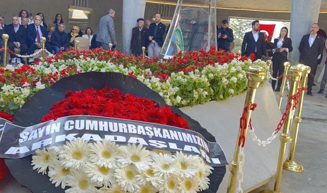 Süleyman Demirel, doğumunun 100. yılında mezarı başında anıldı