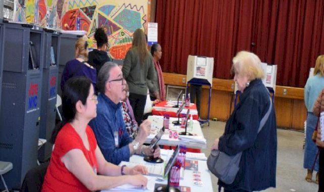 ABD'deki seçimlerde erken oy kullanma sürecinde son durum