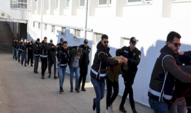 Adana'da sahte para üreten şebeke çökertildi