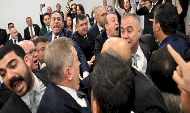 CHP, Meclis'teki kavgada kadın milletvekillerini ön sıralara dizdi