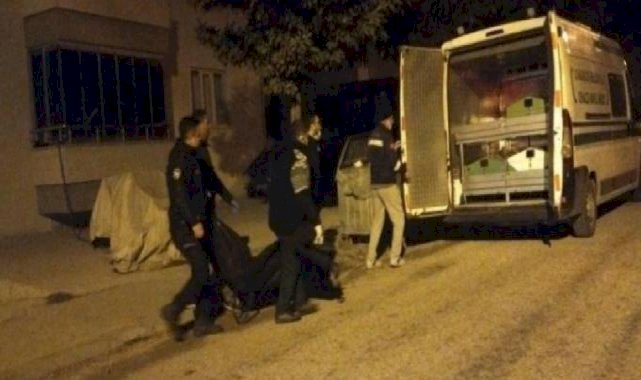 Çorum'da gece yarısı evini ateşe verdi