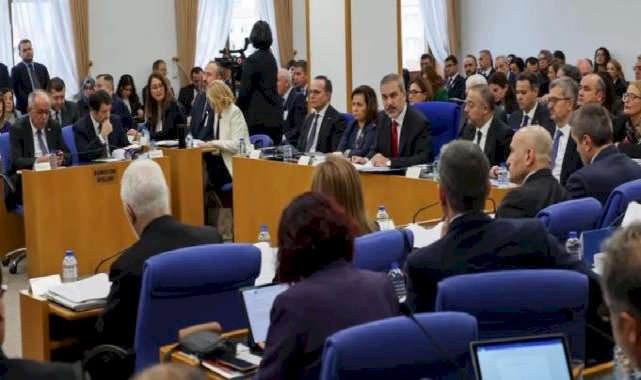 Dışişleri'nin bütçesi de kabul edildi