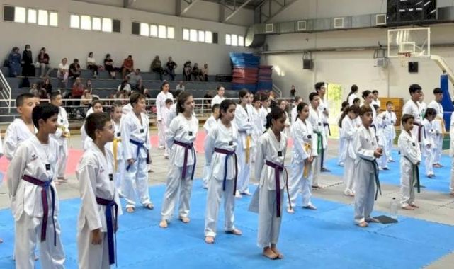 İzmir Bornova'da kuşak terfi sınavı heyecanı