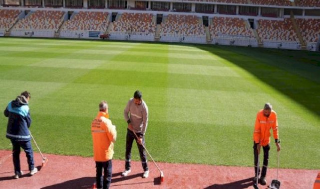 Malatya Stadyumu futbola yeniden hazırlanıyor