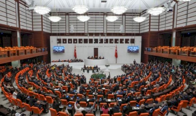 TBMM'de gündem yoğun: Çakarlı araç kullananlara 15 kat ceza