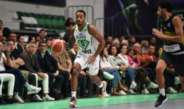 TOFAŞ, Europe Cup'ta liderliği garantiledi