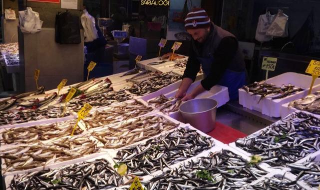 Trabzon’da hamsi bolluğu başladı
