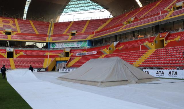 Türkiye - Galler maçının oynanacağı stadyum hazır duruma geldi