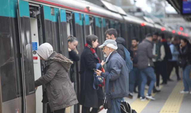 Ulaştırma ve Altyapı Bakanı Abdulkadir Uraloğlu duyurdu: İstanbul'un toplu ulaşım sisteminde yeni dönem