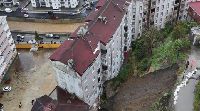 Uzmanından Rize depremi değerlendirmesi: Heyelanları tetikler