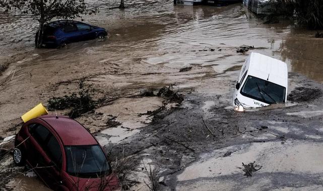 Valensiya, sel felaketinin hasarı için yardım talep etti