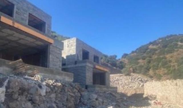 Yücel Arzen Hacıoğulları'ndan Suavi'nin ağaç katliamana 'Çav Villa' yorumu