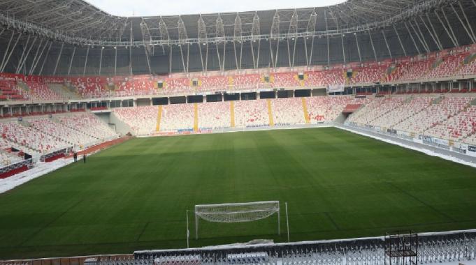 4 Eylül Stadı, alttan ısıtma ile Galatasaray maçına hazır hale geldi