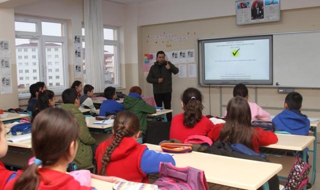 "Aday Öğretmenlik ve Öğretmenlik Mesleği Kariyer Basamakları Yönetmeliği" yürürlüğe girdi