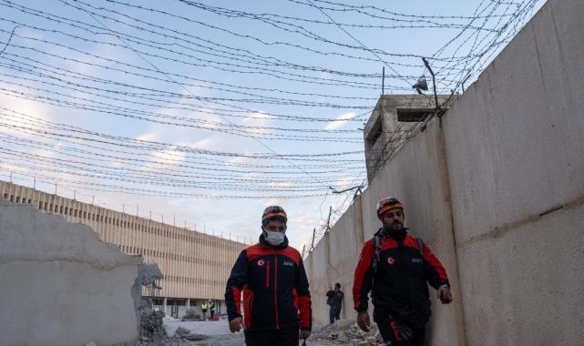 AFAD, Sednaya Hapishanesi'nde yaşam izi arıyor