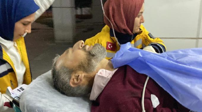 Aksaray'da gençlerin kavgasını ayırmak isteyen dede vuruldu