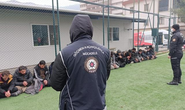 Amasya'da göçmen kaçakçısı tutuklandı