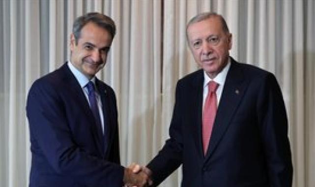 Ankara-Atina hattında diplomasi trafiği