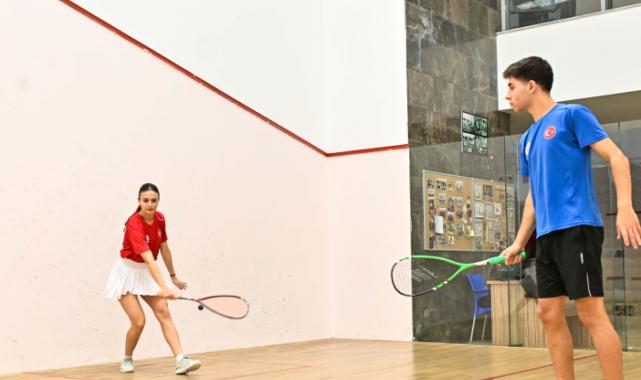 Antalya Muratpaşa’nın squash başarısı