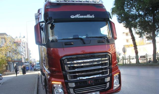 Antalya'da babasının kaza yaptığını öğrendiği an oğlu da yayaya çarptı