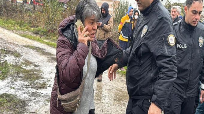 Bartın&#039;da baraka alevlere teslim oldu