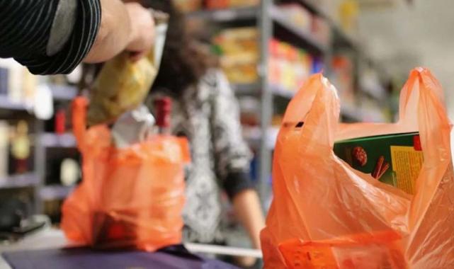 Çevre, Şehircilik ve İklim Değişikliği Bakanlığı'ndan poşet fiyatıyla ilgili açıklama geldi
