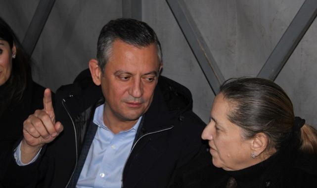 CHP Genel Başkanı Özgür Özel'den Veli Ağbaba'ya taziye ziyareti