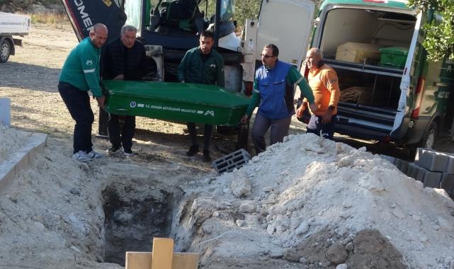 Çilli Bom'u bestekarı Kenan Küçüközcan hayatını kaybetti! Kimsesizler mezarlığına defnedildi