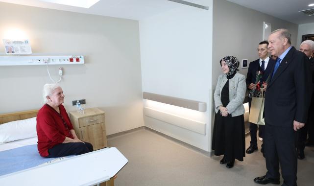 Cumhurbaşkanı Erdoğan'dan huzurevi ziyareti