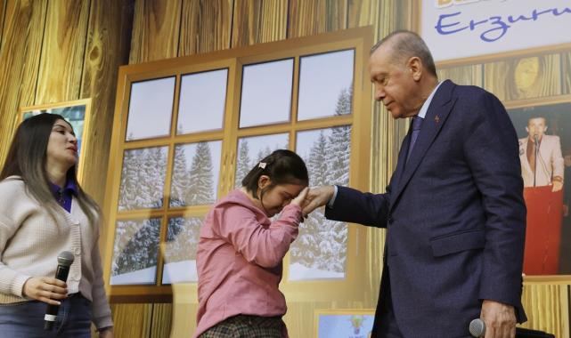 Erdoğan: Kızlara erkek, erkeklere kız beğendiremiyoruz