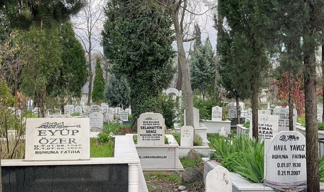 Estetik ameliyatı sonrası ölen fenomenin mezarı otopsi için açıldı