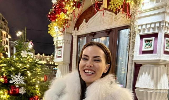 Fahriye Evcen ile Burak Özçivit Rusya'ya gitti! Ünlü çiftin tatil karelerine yorum yağdı