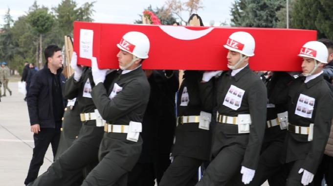 Helikopter kazası şehitlerimiz memleketlerine uğurlandı