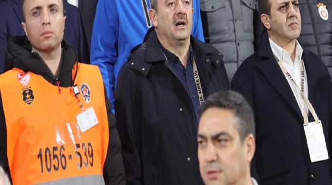 İbrahim Hatipoğlu: Sezon sonunda 25. şampiyonluğumuzu kazanmak istiyoruz