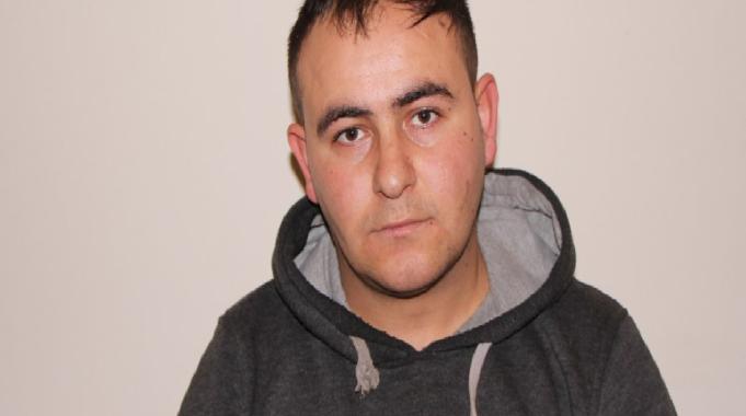 İşten çıkarılan baba, kızı için mücadele ediyor