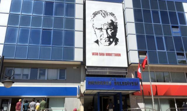 İzmir'de Menderes Belediyesi Başkan Yardımcısı'na makam odasında saldırı