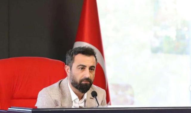 İzmir'de Menderes Belediyesi Başkan Yardımcısı'na makam odasında saldırı