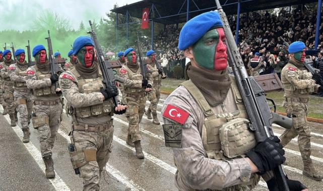 Karabük'te eğitimini tamamlayan 2 bin 140 komando mezun oldu
