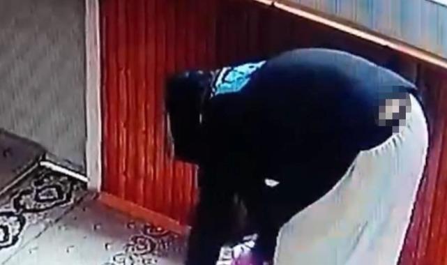 Mersin'de kadın kılığına giren hırsız camiyi soydu