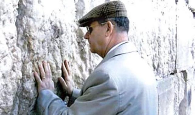 MİT Başkanı niye Emevi Camii'nde namaz kıldı diyenlere Zafer Şahin'den tokat gibi yanıt