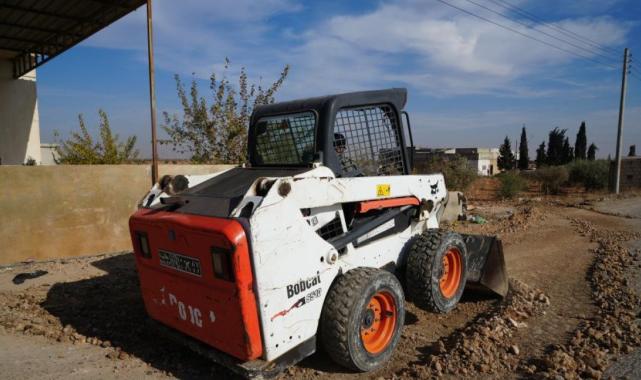 Münbiç'e giden yolların onarımına başlandı!