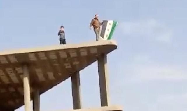 Münbiç'te halk ayaklandı!
