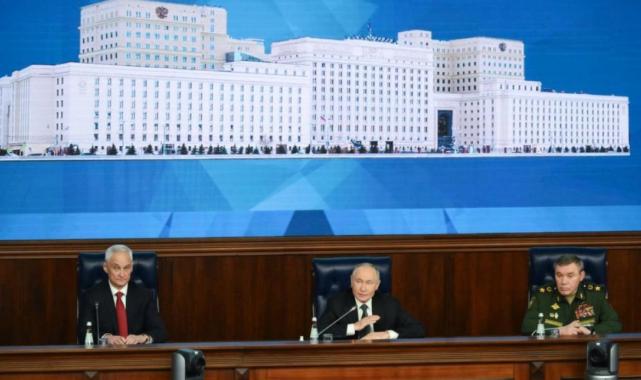 Rusya Devlet Başkanı Vladimir Putin: Oreşnik füzelerinin seri üretimi yakında başlayacak